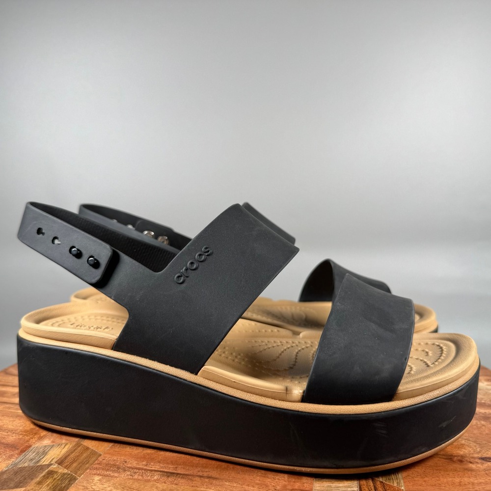 Crocs Brooklyn Low Wedge Black Tan Platform Sandals Womens 8 LiteRide Comfort